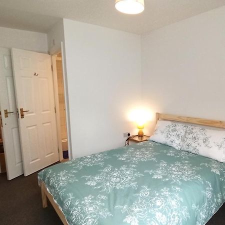 לונדון Bright, Chilled Ensuite Db Room In A Shared Flat! מראה חיצוני תמונה