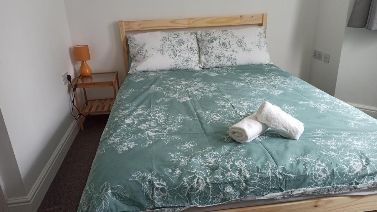 לונדון Bright, Chilled Ensuite Db Room In A Shared Flat! מראה חיצוני תמונה