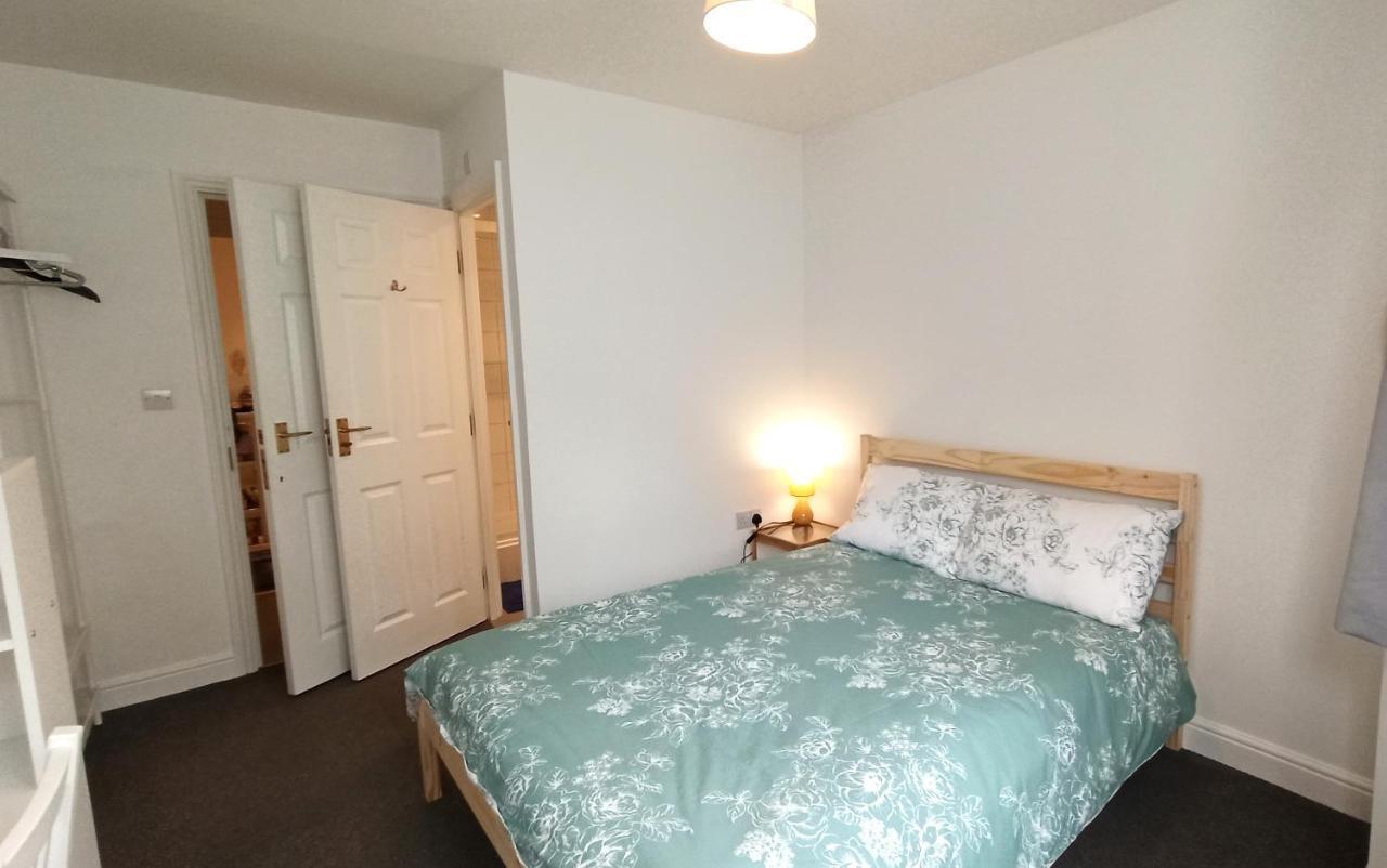 לונדון Bright, Chilled Ensuite Db Room In A Shared Flat! מראה חיצוני תמונה