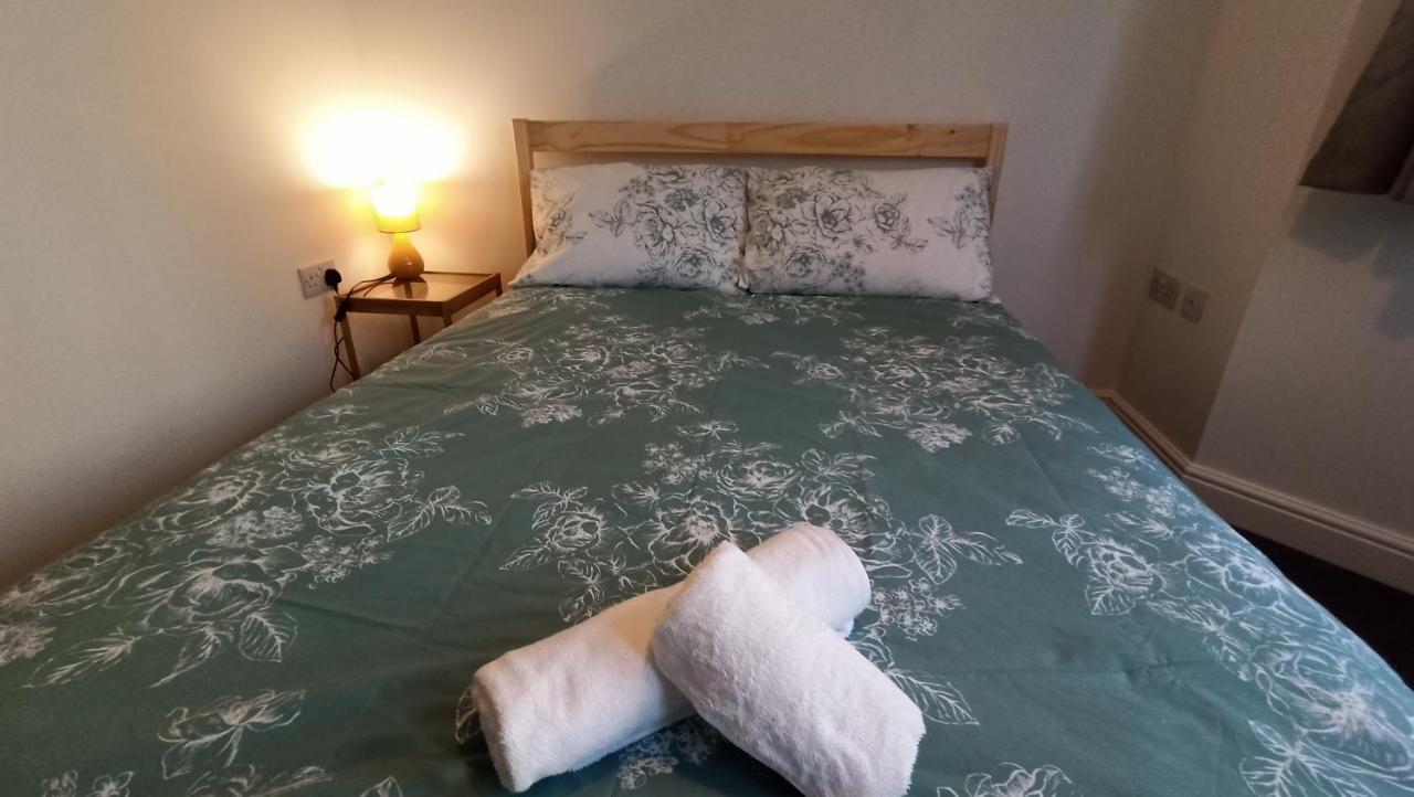 לונדון Bright, Chilled Ensuite Db Room In A Shared Flat! מראה חיצוני תמונה