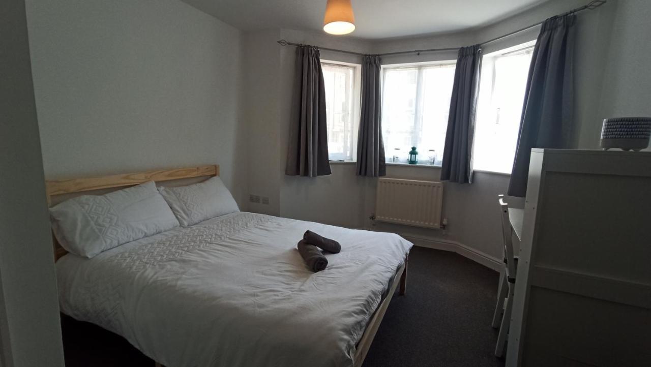 לונדון Bright, Chilled Ensuite Db Room In A Shared Flat! מראה חיצוני תמונה